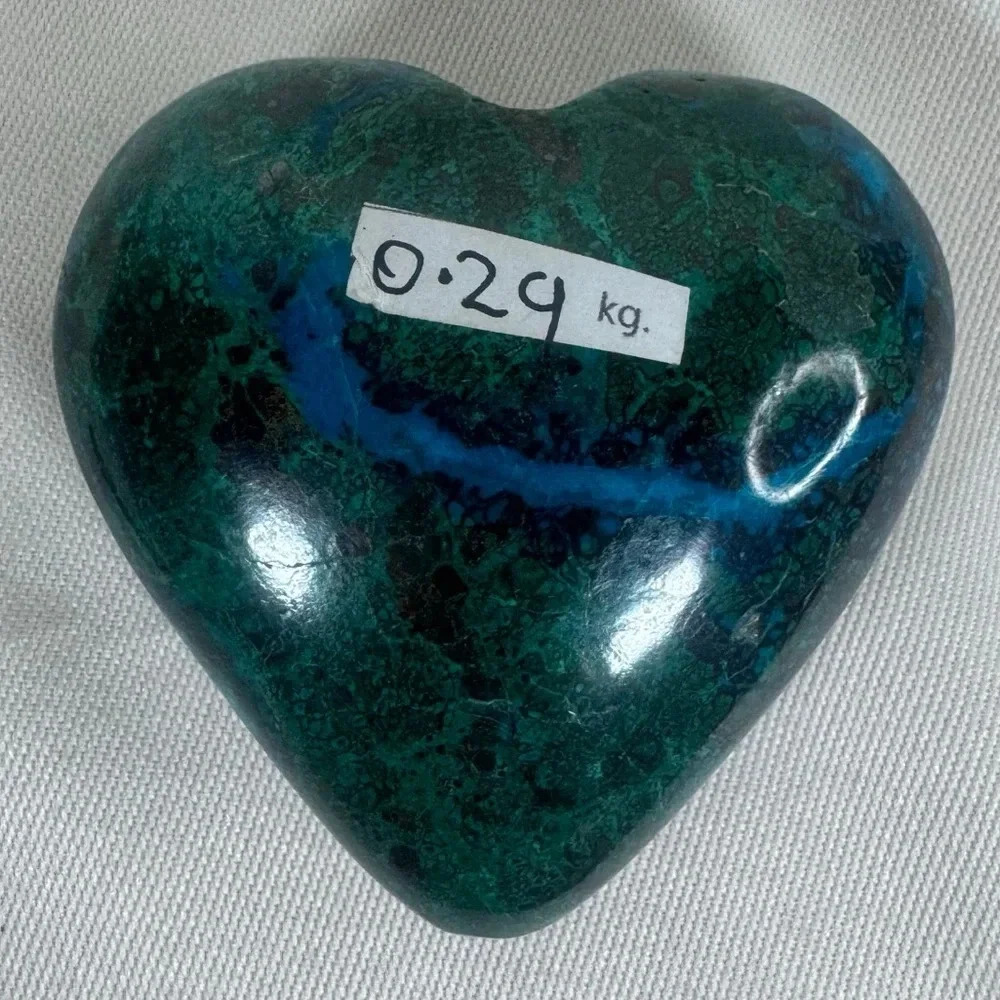Chrysocolla Heart - Picture 5 of 6